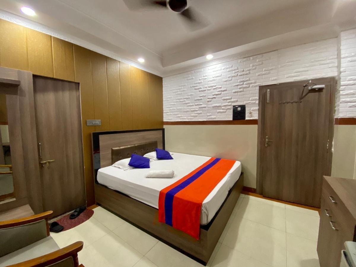 Vinayak Guest House Kolkata Exterior photo